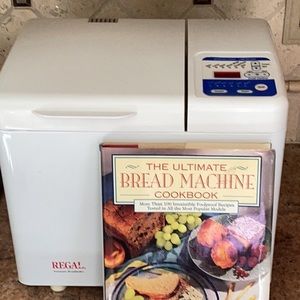 Vintage Regal bread & dough maker model K6751 with cookbook